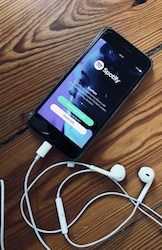 Spotify auf dem iPhone - und bald an der Börse. (Foto: Bomsdorf)